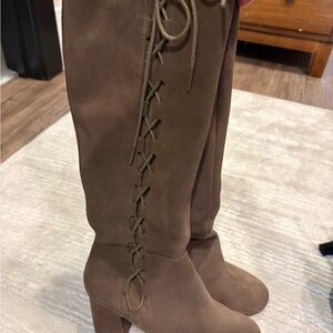 Women's Knee-High Lace-Up Suede Boots - Brown